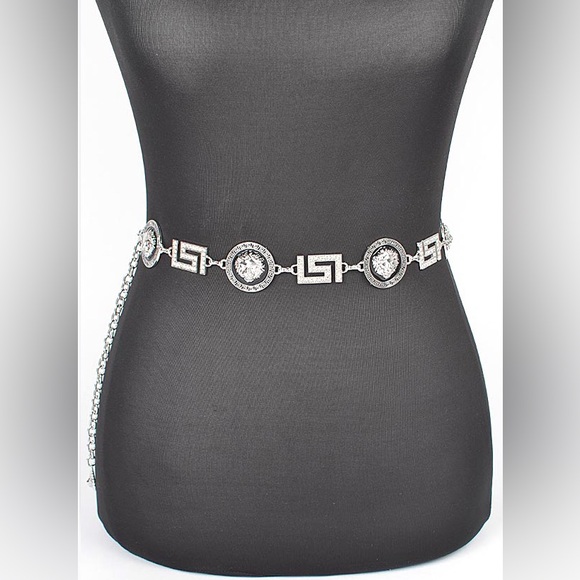 Plus Size Gold or Silver Medallion Chain Statement Belt main image 5